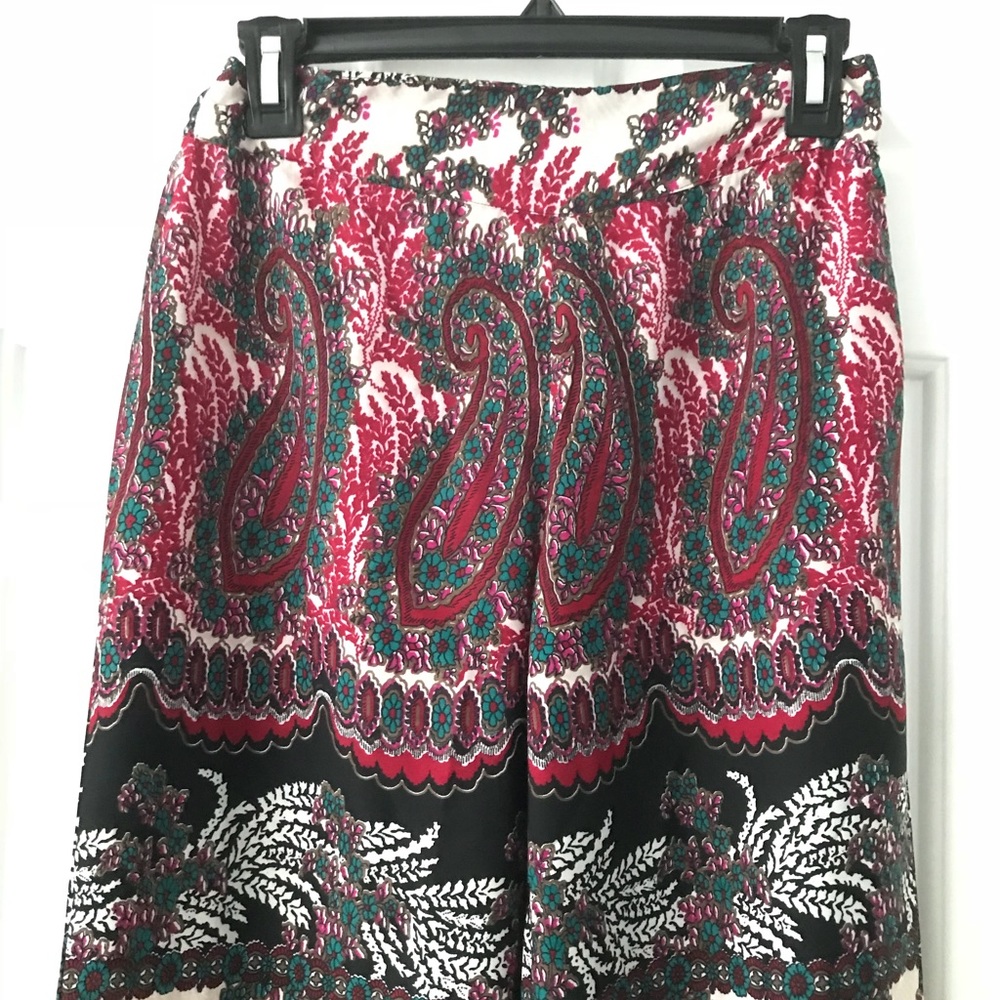 [NWOT] EN CREME — Pink & Navy Paisley Palazzo Pant